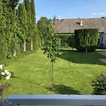 Zsuzsa Vendeghaza Balatonfured