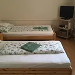 Apartment Zsuzsa Vendeghaza Balatonfured