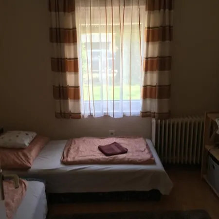 Zsuzsa Vendeghaza Balatonfured