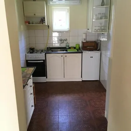 Apartment Zsuzsa Vendeghaza