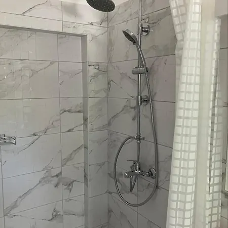 Apartment Zsuzsa Vendeghaza Balatonfured