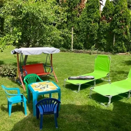 Apartment Zsuzsa Vendeghaza *